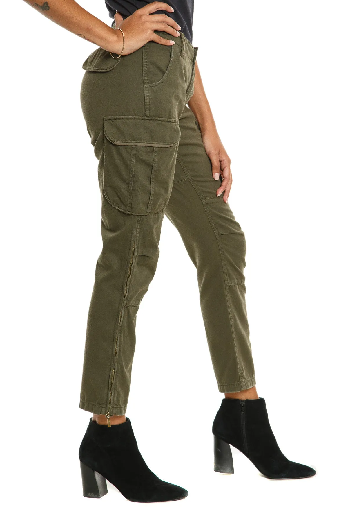 Easy cargo pants in Olive