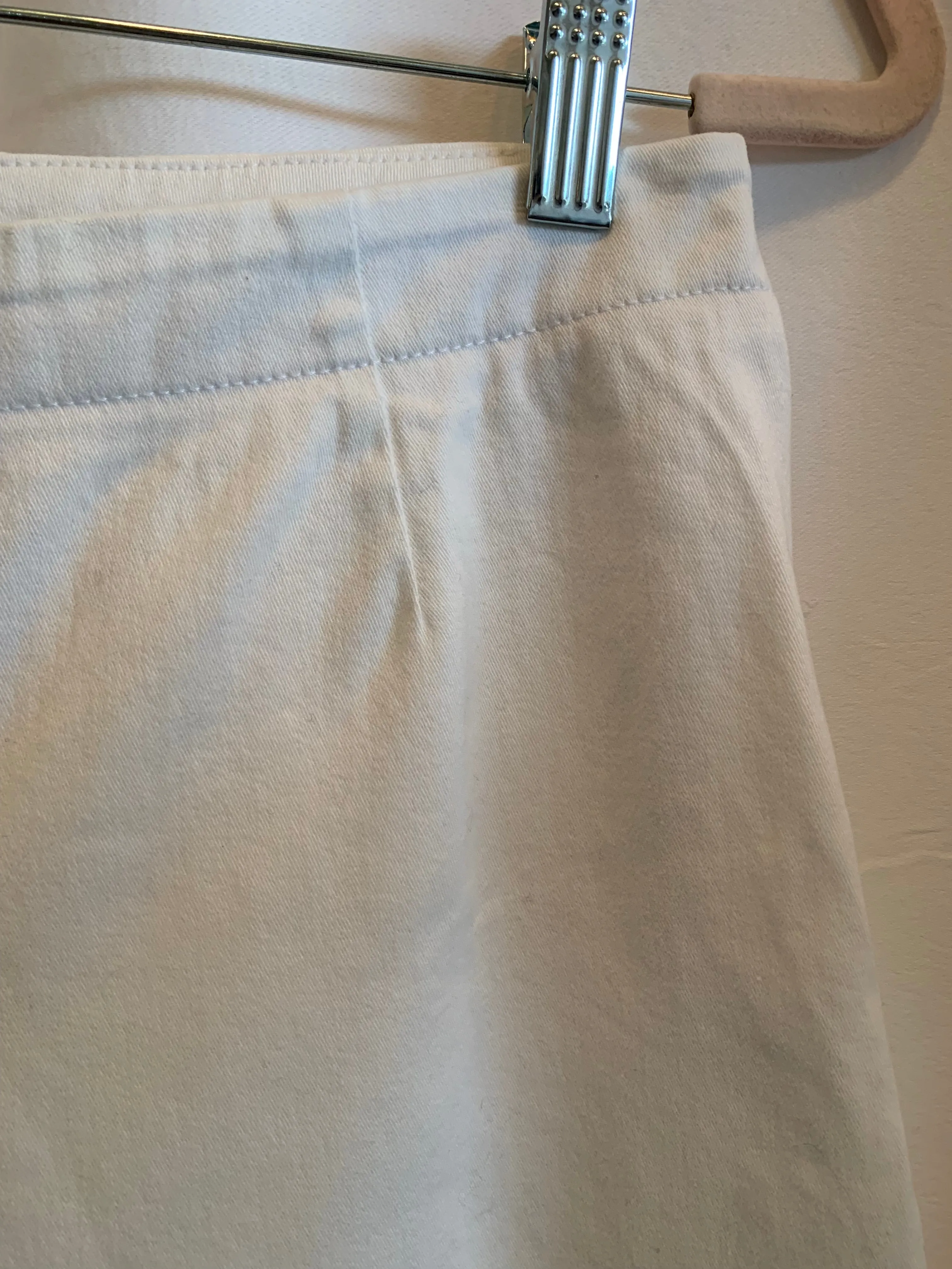 LIZ CLAIBORNE WHITE COTTON STRETCH PANTS SIZE 4