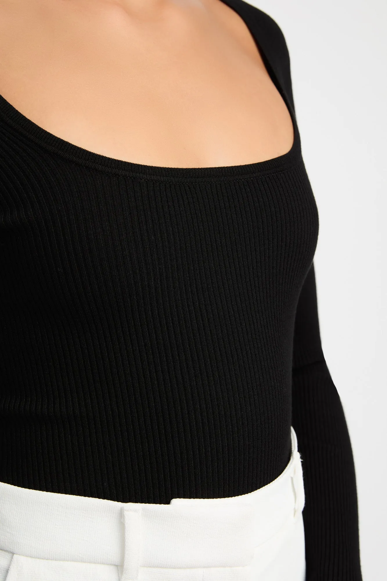 Lola Scoop Long Sleeve Top