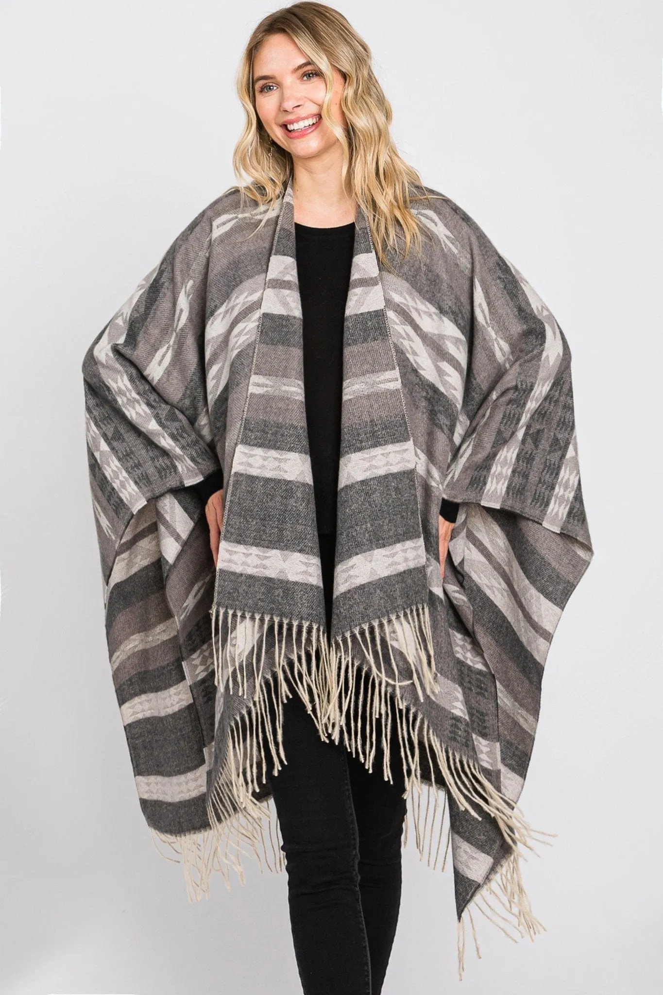 MS0311 Andrea Aztec Print Fringe Ruana