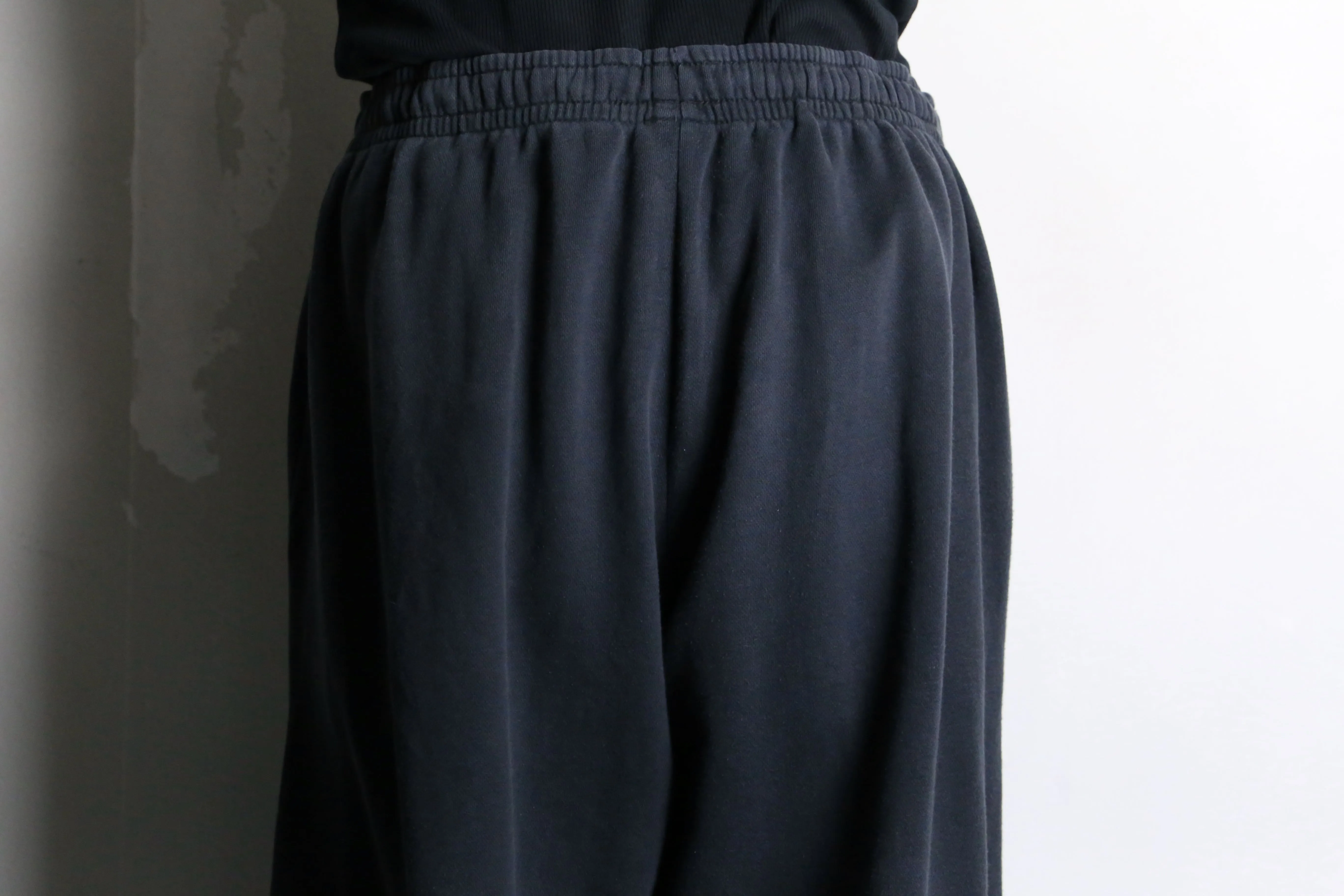 "Nike" black color logo sweat pants