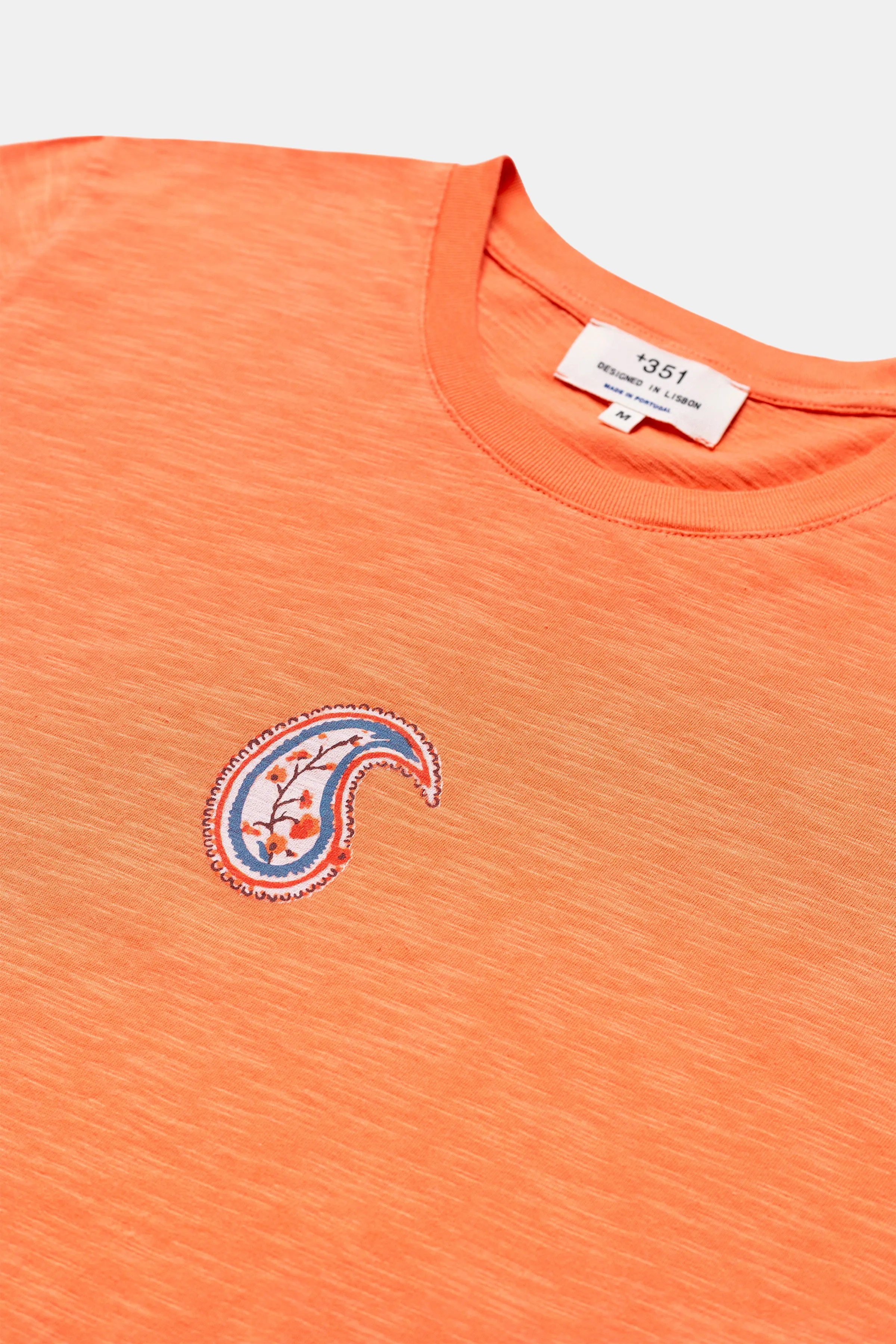 T-SHIRT GRAPHIC INDIAN FLOWER SALMON